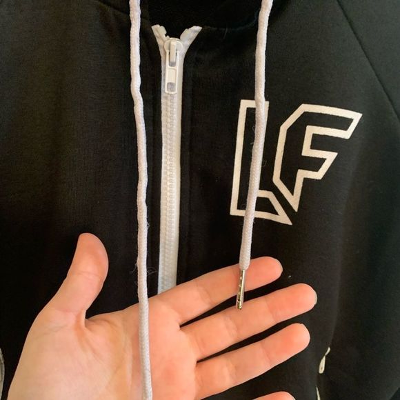 [LF] Black/White Jacket - Size Medium - Picture 3 of 6